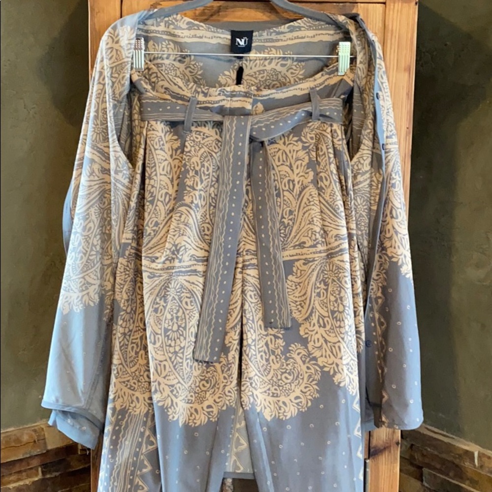 NÜ Denmark Pantsuit - Picture 10 of 10